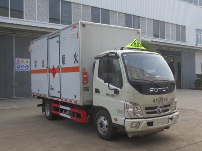 江特牌JDF5041XRYB6型易燃液体厢式运输车